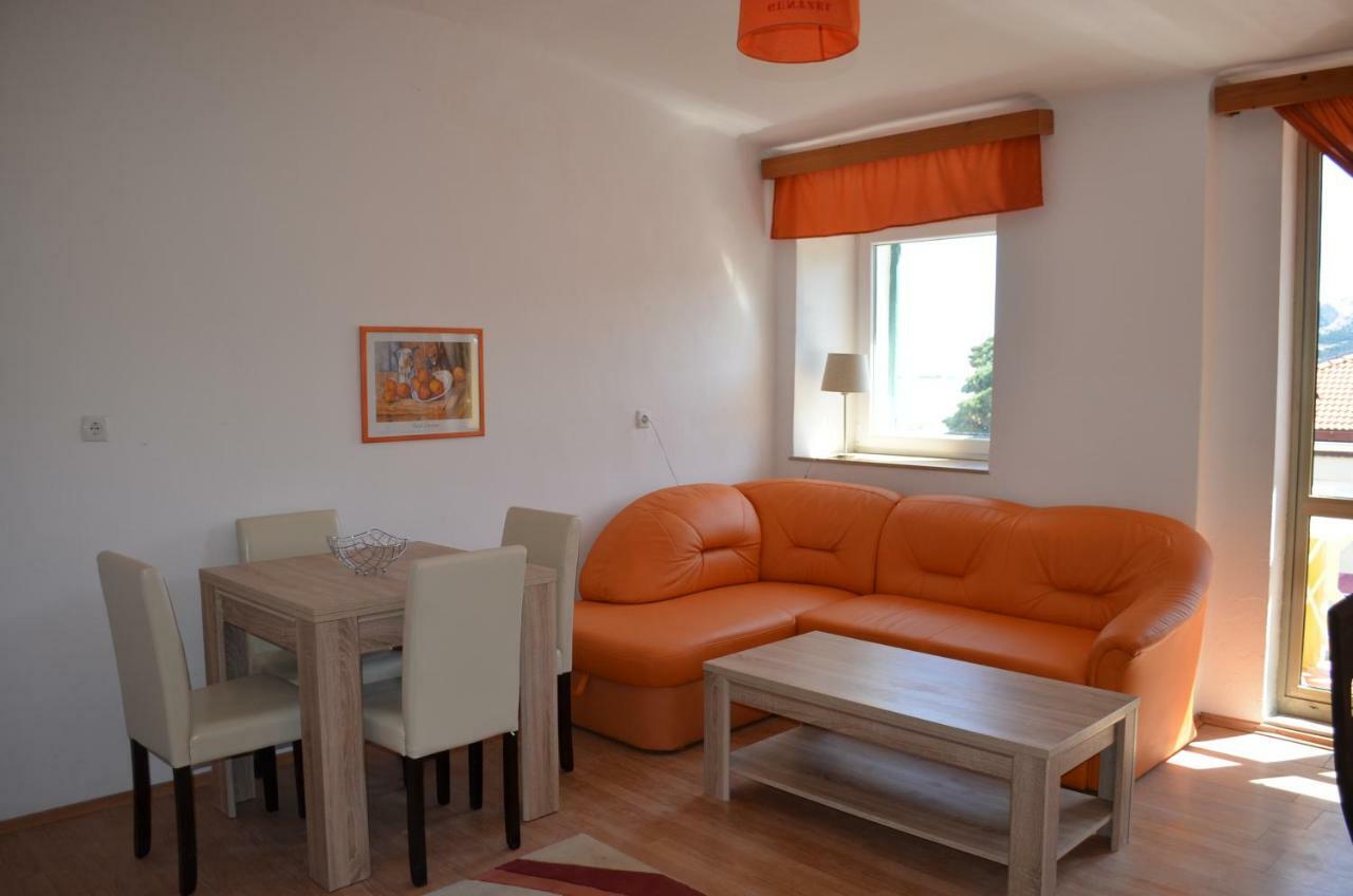 Apartments Eis Baska  Exterior photo
